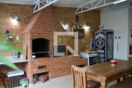 Casa à venda com 322m², 4 quartos e 4 vagas Casa à venda com 322m², 4 quartos e 4 vagasÁrea Gourmet