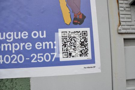 Casa à venda com 322m², 4 quartos e 4 vagas Casa à venda com 322m², 4 quartos e 4 vagasPlaca