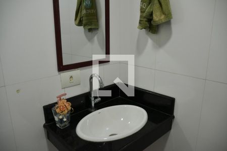 Casa à venda com 322m², 4 quartos e 4 vagas Casa à venda com 322m², 4 quartos e 4 vagasBanheiro 3