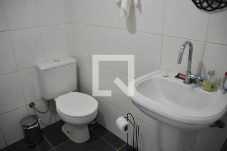 Casa à venda com 322m², 4 quartos e 4 vagas Casa à venda com 322m², 4 quartos e 4 vagasBanheiro 4