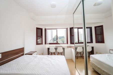 Quarto de apartamento para alugar com 1 quarto, 55m² em Vila Suzana, São Paulo