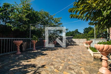 Casa à venda com 77m², 3 quartos e 2 vagasJardim