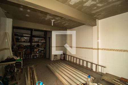 Casa à venda com 77m², 3 quartos e 2 vagasGaragem