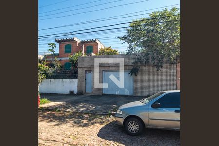 Casa à venda com 77m², 3 quartos e 2 vagasFachada