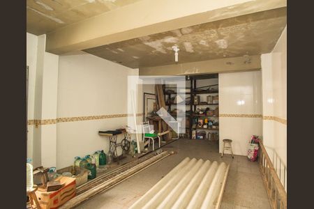 Casa à venda com 77m², 3 quartos e 2 vagasGaragem