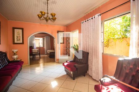 Casa à venda com 77m², 3 quartos e 2 vagasSala 4