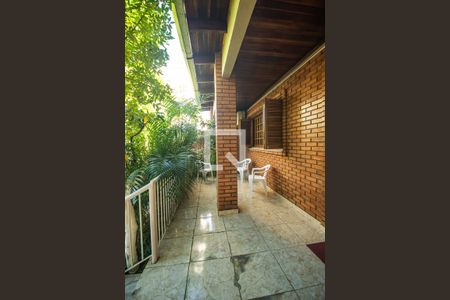 Casa à venda com 77m², 3 quartos e 2 vagasJardim