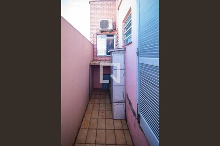 Casa à venda com 77m², 3 quartos e 2 vagasArea comum