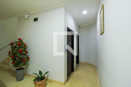 Apartamento à venda com 120m², 2 quartos e sem vagaHall