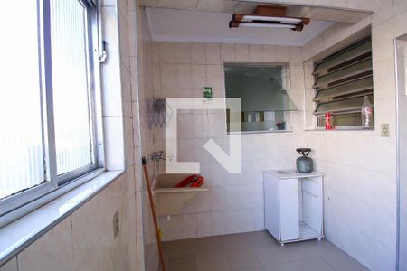 Apartamento à venda com 120m², 2 quartos e sem vagaÁrea de Serviço