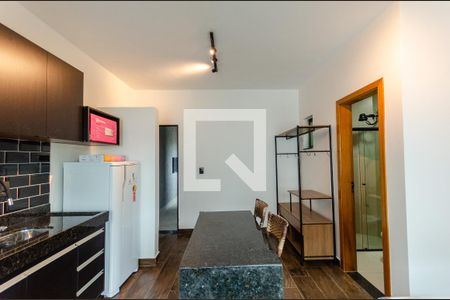 Cozinha de kitnet/studio para alugar com 1 quarto, 24m² em Vila Primavera, São Paulo