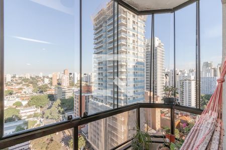 Apartamento à venda com 187m², 4 quartos e 3 vagas Apartamento à venda com 187m², 4 quartos e 3 vagasVaranda da Sala