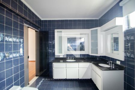 Casa para alugar com 650m², 6 quartos e 4 vagas Casa para alugar com 650m², 6 quartos e 4 vagasSuíte 1