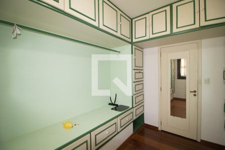 Casa para alugar com 650m², 6 quartos e 4 vagas Casa para alugar com 650m², 6 quartos e 4 vagasQuarto 2