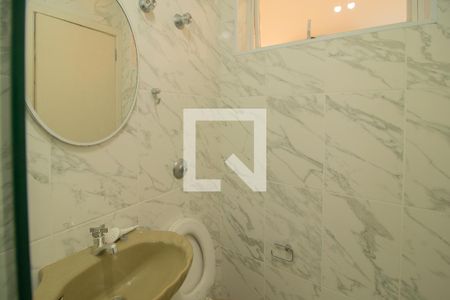 Casa para alugar com 650m², 6 quartos e 4 vagas Casa para alugar com 650m², 6 quartos e 4 vagasÁrea de Serviço