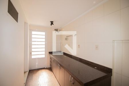Casa para alugar com 650m², 6 quartos e 4 vagas Casa para alugar com 650m², 6 quartos e 4 vagasÁrea de Serviço