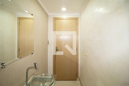 Casa para alugar com 650m², 6 quartos e 4 vagas Casa para alugar com 650m², 6 quartos e 4 vagasLavabo