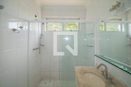 Casa para alugar com 650m², 6 quartos e 4 vagas Casa para alugar com 650m², 6 quartos e 4 vagasSuíte 3