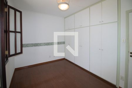 Casa para alugar com 650m², 6 quartos e 4 vagas Casa para alugar com 650m², 6 quartos e 4 vagasQuarto 3