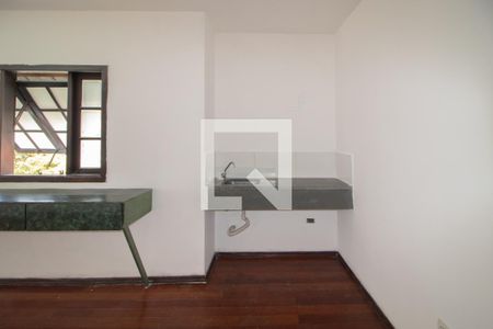 Casa para alugar com 650m², 6 quartos e 4 vagas Casa para alugar com 650m², 6 quartos e 4 vagasÁrea comum