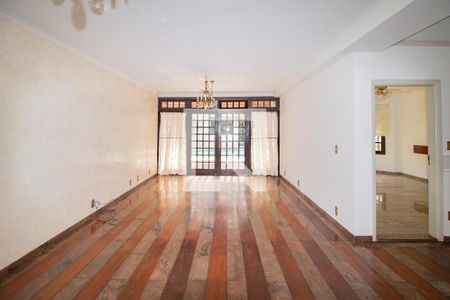 Sala de casa para alugar com 6 quartos, 650m² em Jardim Leonor Mendes de Barros, São Paulo