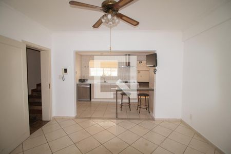 Casa para alugar com 650m², 6 quartos e 4 vagas Casa para alugar com 650m², 6 quartos e 4 vagasCozinha