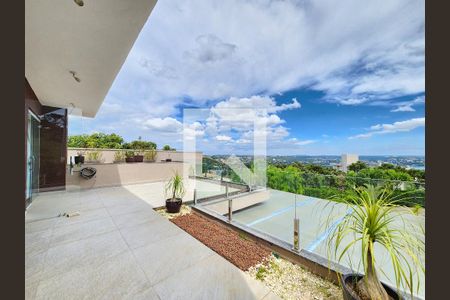 Casa de condomínio à venda com 290m², 4 quartos e 4 vagasVaranda terraço 2 andar