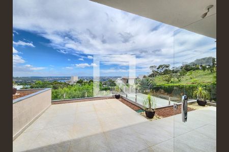 Casa de condomínio à venda com 290m², 4 quartos e 4 vagasVaranda terraço 2 andar