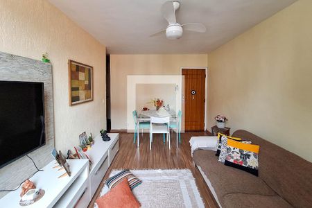 Sala de apartamento à venda com 2 quartos, 68m² em Santa Rosa, Niterói