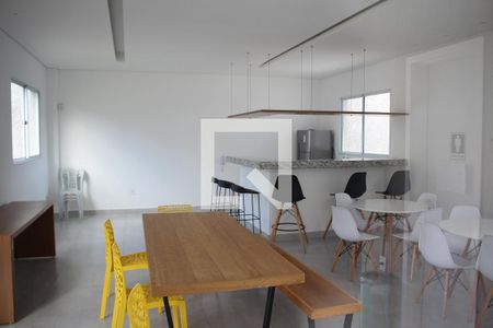 Apartamento à venda com 72m², 2 quartos e 1 vagaÁrea comum