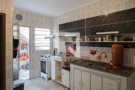 Casa à venda com 400m², 2 quartos e 2 vagasCozinha