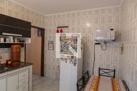 Casa à venda com 400m², 2 quartos e 2 vagasCozinha