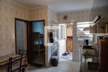 Casa à venda com 400m², 2 quartos e 2 vagasCozinha