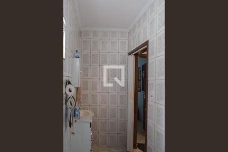 Casa à venda com 400m², 2 quartos e 2 vagasBanheiro Social