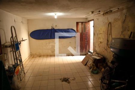 Casa à venda com 260m², 3 quartos e 2 vagasPorão/Depósito