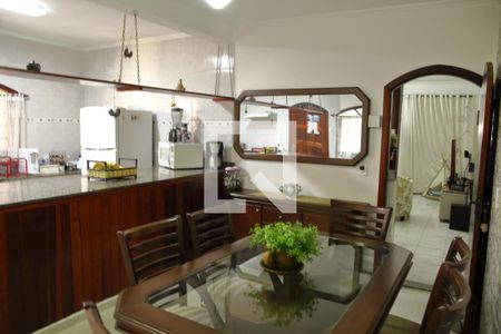 Casa à venda com 260m², 3 quartos e 2 vagasCopa/Cozinha