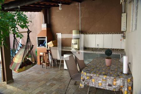 Casa à venda com 260m², 3 quartos e 2 vagasàrea de Churrasco