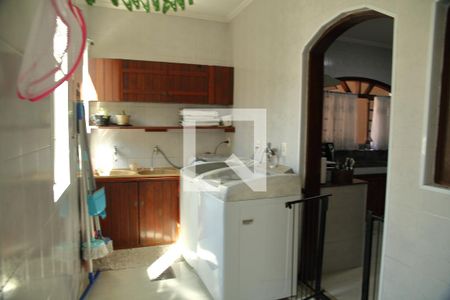 Casa à venda com 260m², 3 quartos e 2 vagasÁrea de Serviço