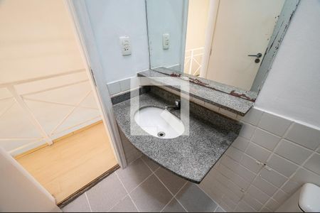 Casa à venda com 91m², 3 quartos e 2 vagasBanheiro Social