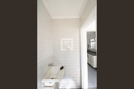 Casa à venda com 91m², 3 quartos e 2 vagasLavanderia