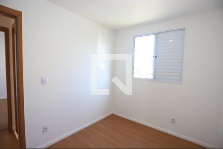 Quarto 2 de apartamento para alugar com 2 quartos, 49m² em Parque Santa Rosa, Suzano