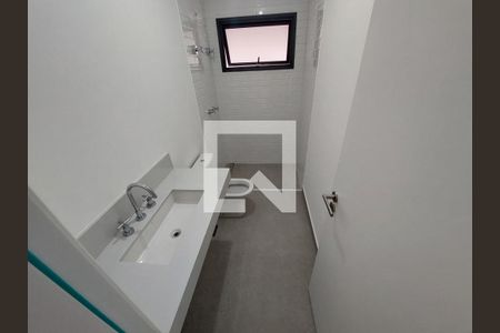 Casa à venda com 515m², 4 quartos e 4 vagasBanheiro do Quarto 2