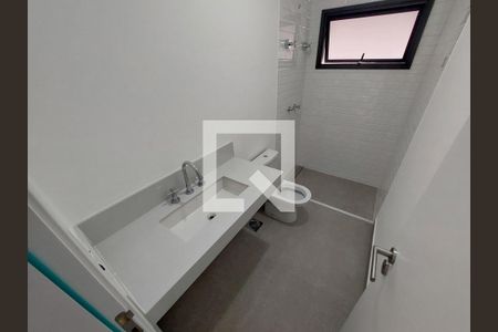 Casa à venda com 515m², 4 quartos e 4 vagasBanheiro do Quarto 2