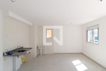 Sala, cozinha e Área de serviço conjugados de apartamento para alugar com 1 quarto, 34m² em Santo Amaro, São Paulo