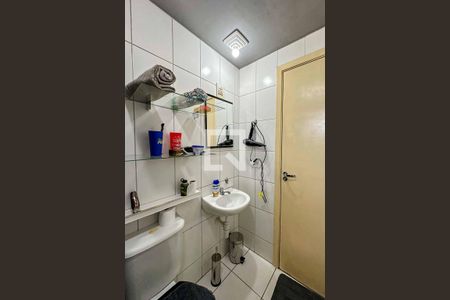 Apartamento para alugar com 53m², 2 quartos e 1 vaga Apartamento para alugar com 53m², 2 quartos e 1 vagaBanheiro