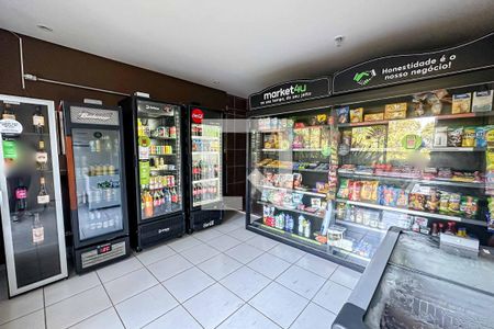 Apartamento para alugar com 53m², 2 quartos e 1 vaga Apartamento para alugar com 53m², 2 quartos e 1 vagaÁrea comum - Mercadinho