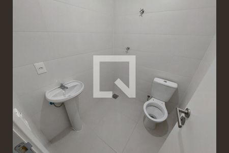 Casa à venda com 707m², 5 quartos e 6 vagasBanheiro de serviço