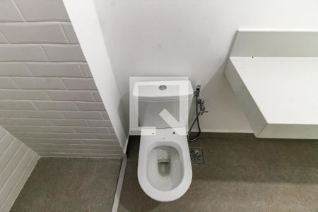 Casa de condomínio à venda com 548m², 4 quartos e 4 vagas Casa de condomínio à venda com 548m², 4 quartos e 4 vagasBanheiro da Suíte 4 (Masc)