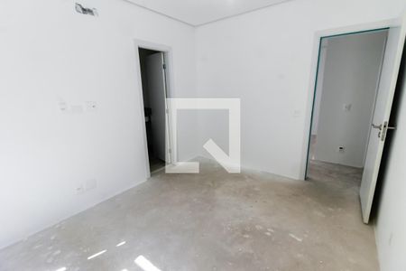 Casa de condomínio à venda com 548m², 4 quartos e 4 vagas Casa de condomínio à venda com 548m², 4 quartos e 4 vagasSuíte 3