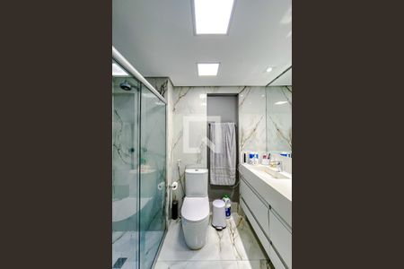 Banheiro de apartamento para alugar com 1 quarto, 50m² em Vila Regente Feijó, São Paulo